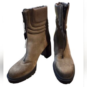 Emanuele Castro - Weathered Suede/ Leather Heeled Ankle Boots Front Zip - FLAWED